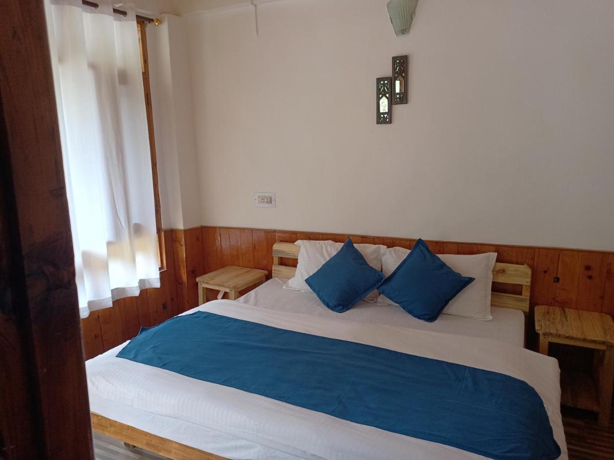 Jibhi Highness River Side Hotel Екстериор снимка