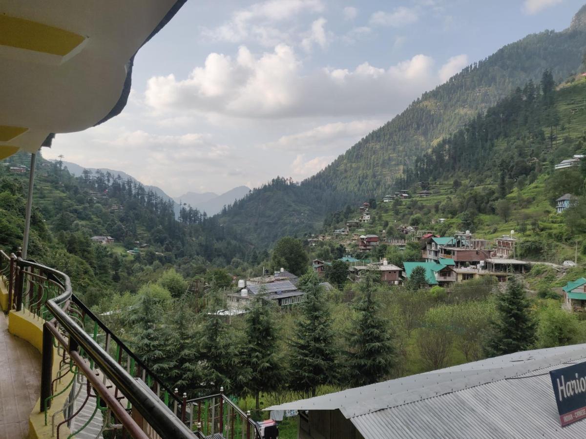 Jibhi Highness River Side Hotel Екстериор снимка