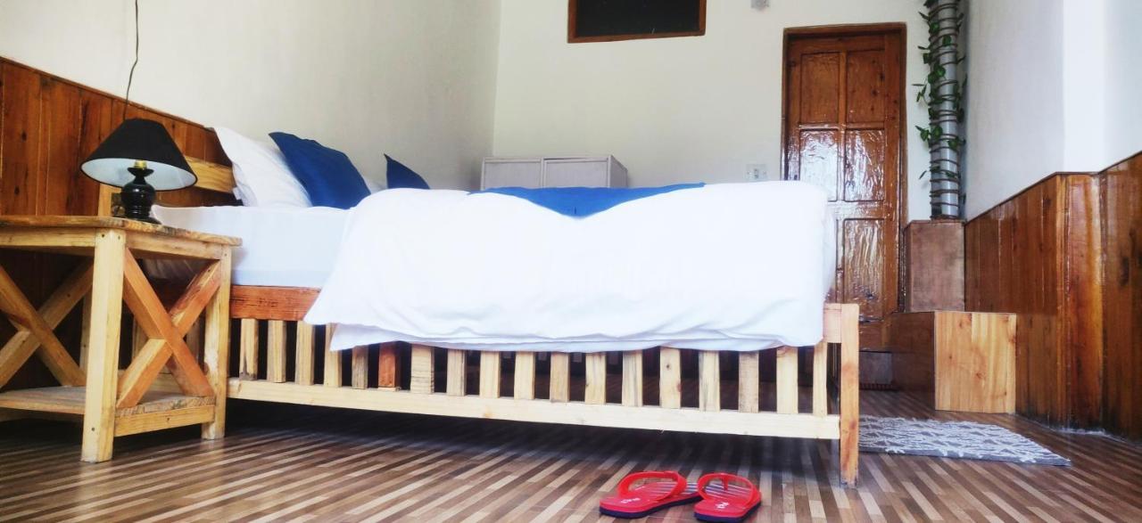 Jibhi Highness River Side Hotel Екстериор снимка