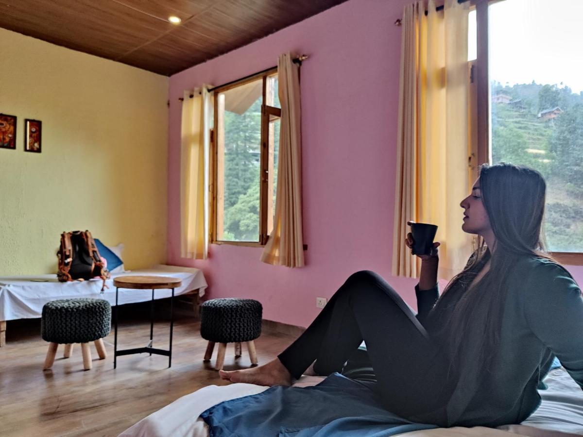 Jibhi Highness River Side Hotel Екстериор снимка